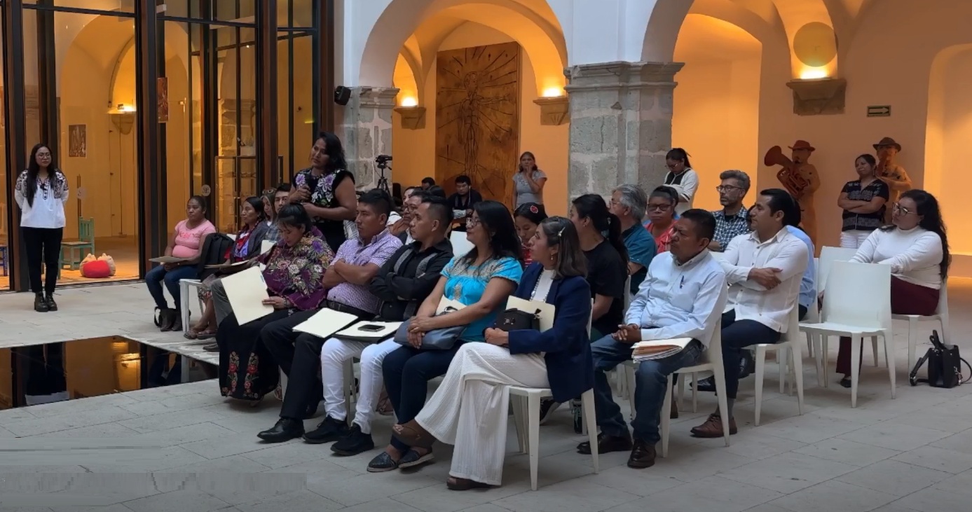 INALI Y CEPIADET CERTIFICAN A PERSONAS HABLANTES DE 12 LENGUAS INDÍGENAS NACIONALES